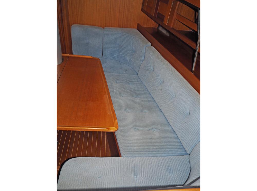 Salon, Innenausstattung